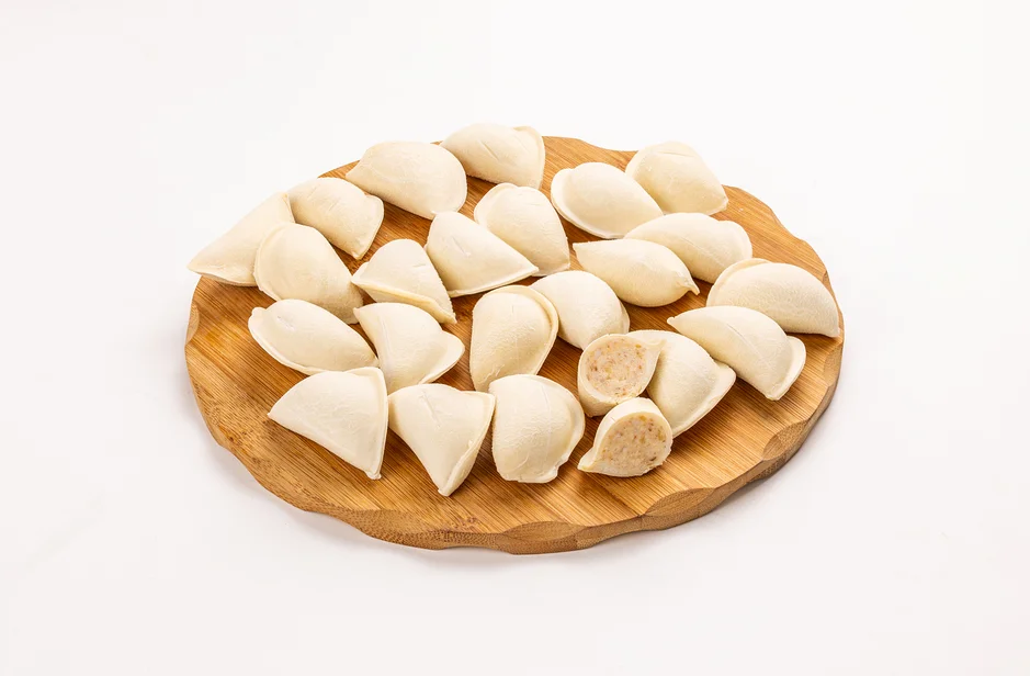 Вареники с картофелем и копченостями