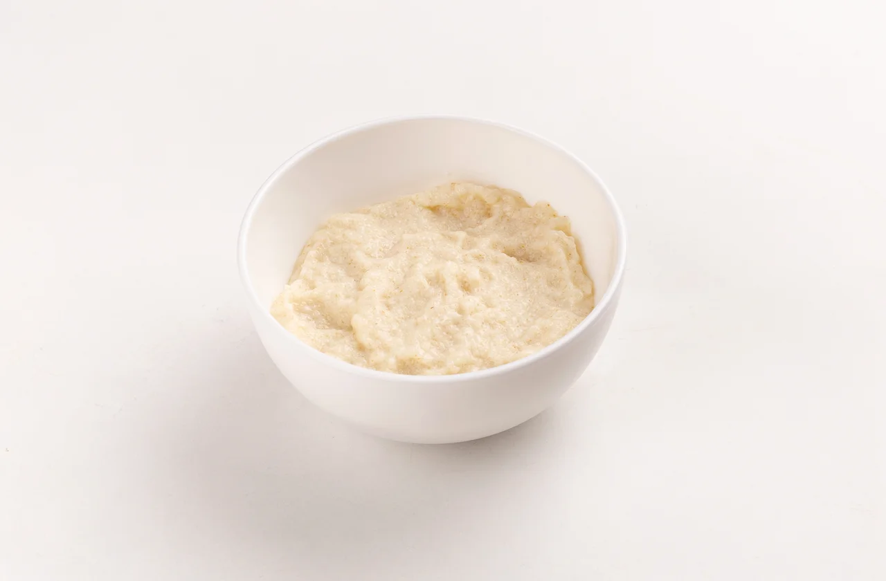 Каша молочная из манной крупы с полбой